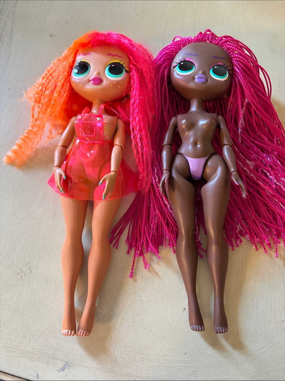 LOL Surprise Two 9 Inch Fashion Dolls Dance Dance Virtuelle & Neonlicious 9 Inch